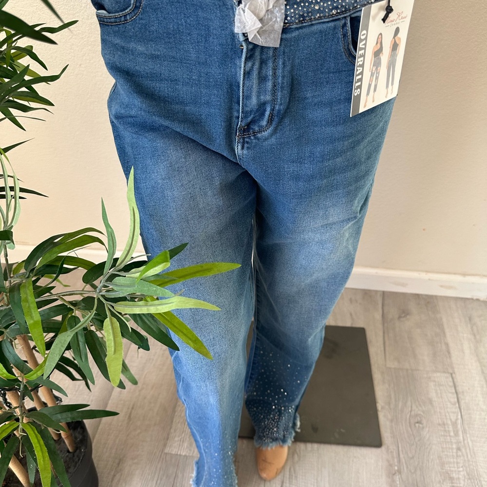 New Rhinestone Jeans - Picture 3 of 5